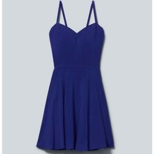 💙 Aritzia Lipinski Dress 💙